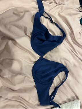 Hollister Navy Blue Ribbed Underwire Bikini Top
